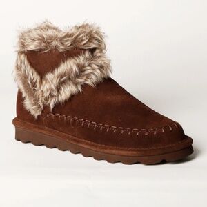 RARE - Bearpaw Genuine Suede Booties